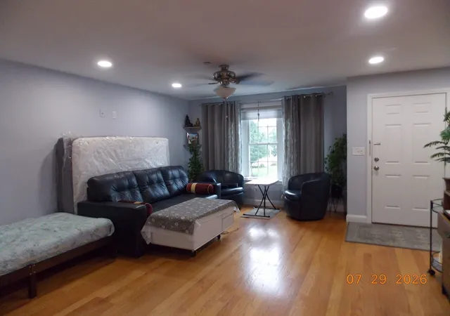 4th image of 1 Paradise Ln #J3, Whitman, MA 02382 | MLS# 73556845