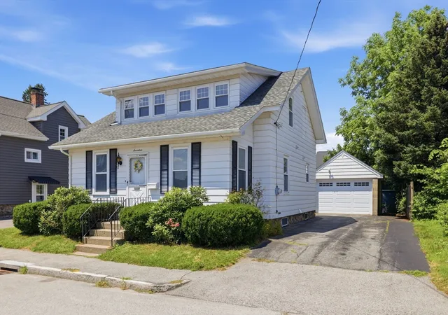 Photo 1 of Sale Pending at 17 Rollinson Rd, Worcester, MA 01606 | MLS# 73553118 | Listing updated on 2026-09-18