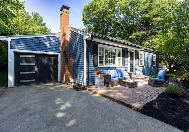 3rd image of 12 Randall St, North Easton, MA 02356 | MLS# 73543988