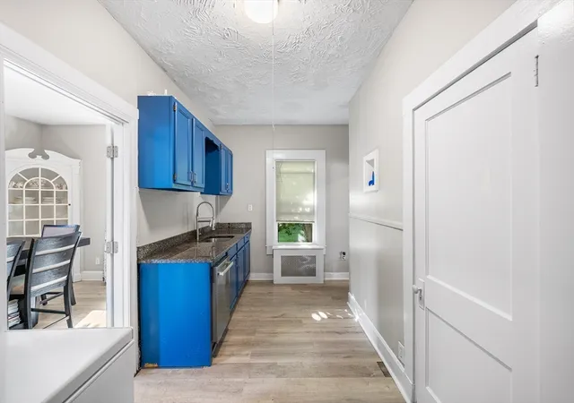 4th image of 15 Cascade St, Fitchburg, MA 01420