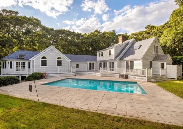 1st image of 6 Heron Way, Mashpee, MA 02649 | MLS# 73567260