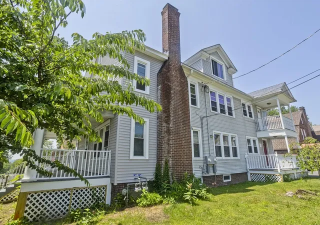 4th image of 424 Carew, Springfield, MA 01104 | MLS# 73546728