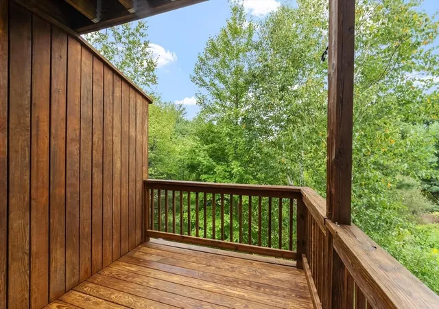 2nd image of 9 Green Briar Rd #9, Fitchburg, MA 01420 | MLS# 73566484