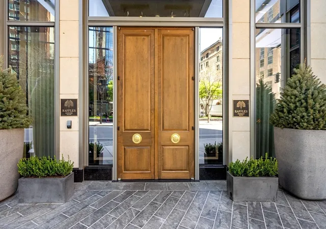 2nd image of Raffles Residences, Boston, MA 02116