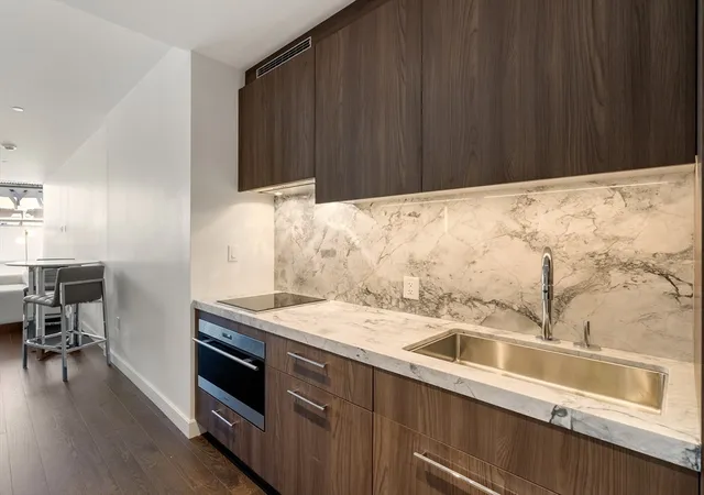4th image of 430 Stuart Street #1518, Boston, MA 02116 | MLS# 73558302