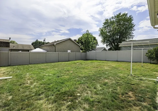 25th image of 71 Dayton St, Chicopee, MA 01013 | MLS# 73556423