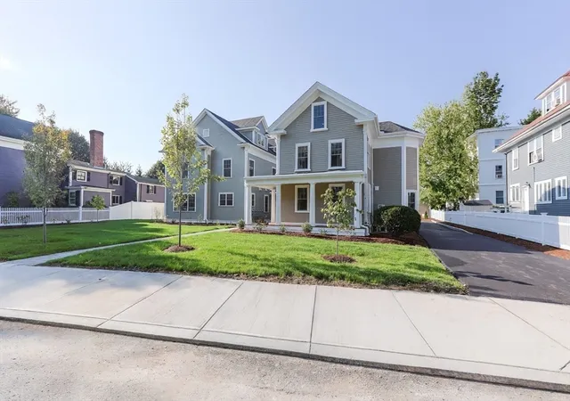 Homes for sale in Medford, MA | 54 South St, Medford, MA 02155 | MLS# 73525722