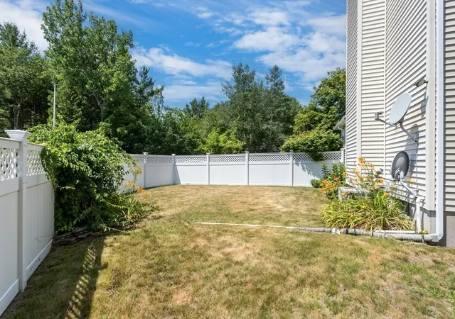 42nd image of 49 Palomino Dr, Franklin, MA 02038 | MLS# 73545000