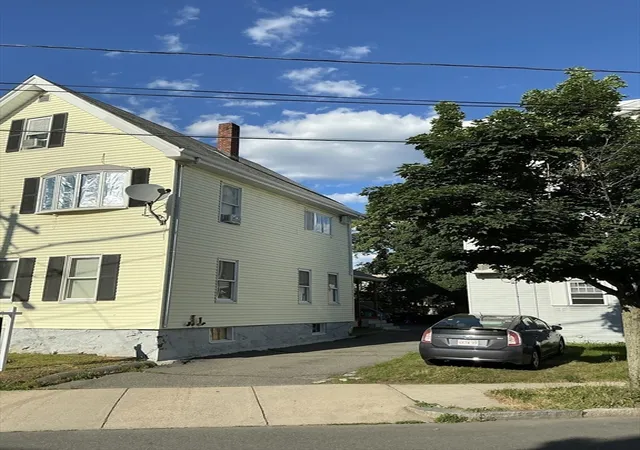 3rd image of 82 West Street, Malden, MA 02148 | MLS# 73539824