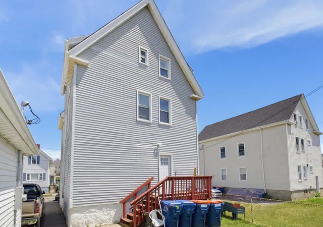 5th image of 17 Margin St, New Bedford, MA 02744 | MLS# 73542251