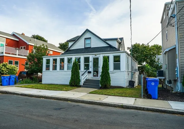 Photo 2 of Single family home for sale at 33 Bay View Ave, Winthrop, MA 02152 | MLS# 73569960 | Listing updated on 2026-09-17
