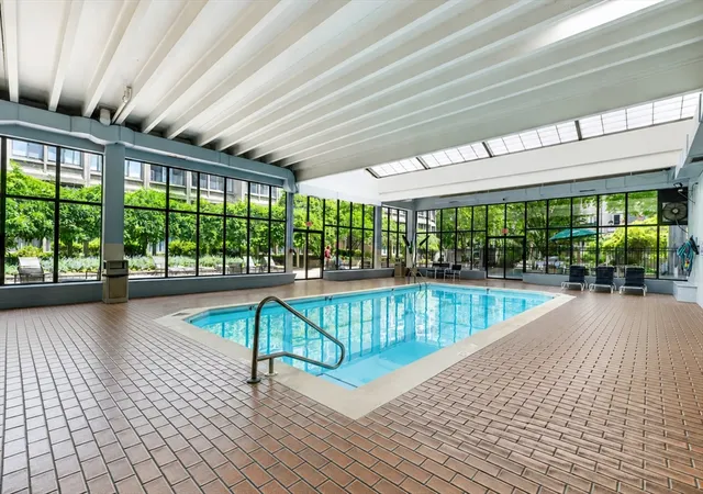37th image of 1731 Beacon St #915, Brookline, MA 02445 | MLS# 73541029