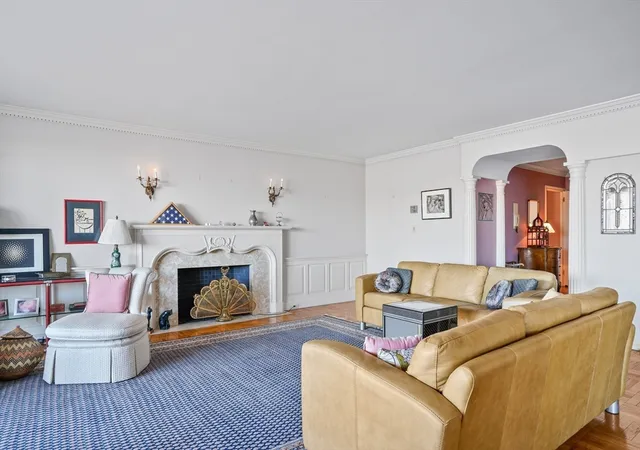 5th image of 180 Beacon Condominiums, Boston, MA 02116