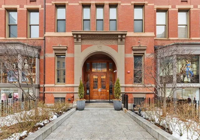 Photo 29 of Condo for sale at 201 Newbury St #202, Boston, MA 02116 | MLS# 73525257 | Listing updated on 2026-10-06