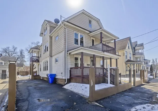 3rd image of 49-51 Mansfield St, Springfield, MA 01108 | MLS# 73486294