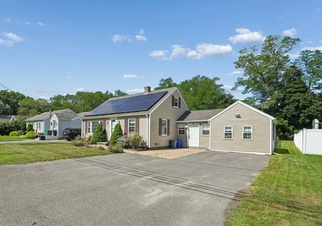 1st image of 55 Vernon St, Bridgewater, MA 02324 | MLS# 73566534