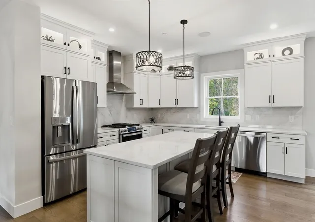 3rd image of 20 Elise Avenue #10, Londonderry, NH 03053 | MLS# 73511801