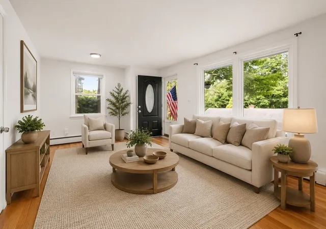3rd image of 25 Pinedale St, Southbridge, MA 01550 | MLS# 73550651