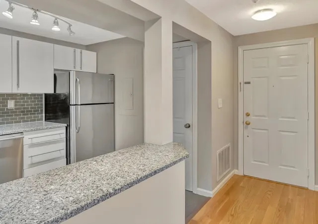 3rd image of 14 Webb Pl #2C, Mansfield, MA 02048 | MLS# 73552472