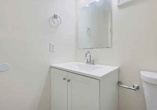 2nd image of 91 Cottage St, Athol, MA 01331