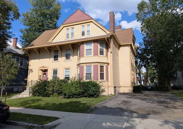 1st image of 28 Sever St, Worcester, MA 01609 | MLS# 73565816