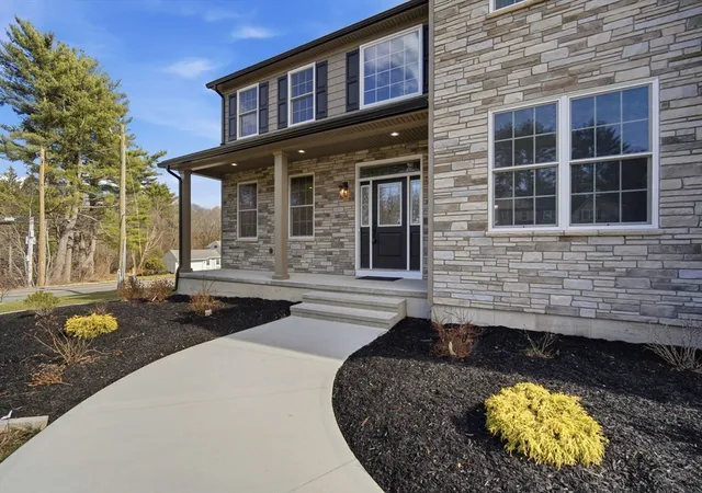 Photo 2 of Single family home for sale at 2 Scarlett Dr, East Longmeadow, MA 01028 | MLS# 73560036 | Listing updated on 2026-08-10