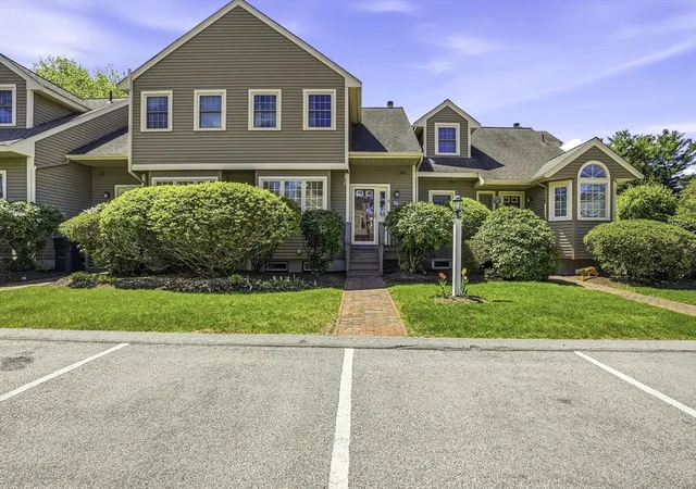 Homes for sale in Hopkinton, MA | 15 Doyle Ln #15, Hopkinton, MA 01748 | MLS# 73518802