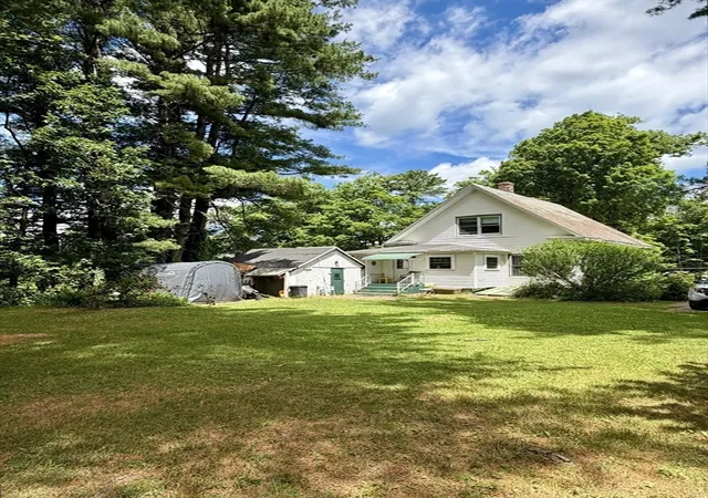 Homes for sale in Sturbridge, MA | 30 Whittemore Rd, Sturbridge, MA 01566 | MLS# 73539963