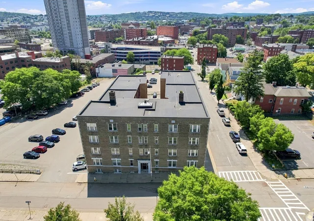 Photo 2 of Condo for sale at 41 Chatham St #5, Worcester, MA 01609 | MLS# 73562007 | Listing updated on 2026-09-13