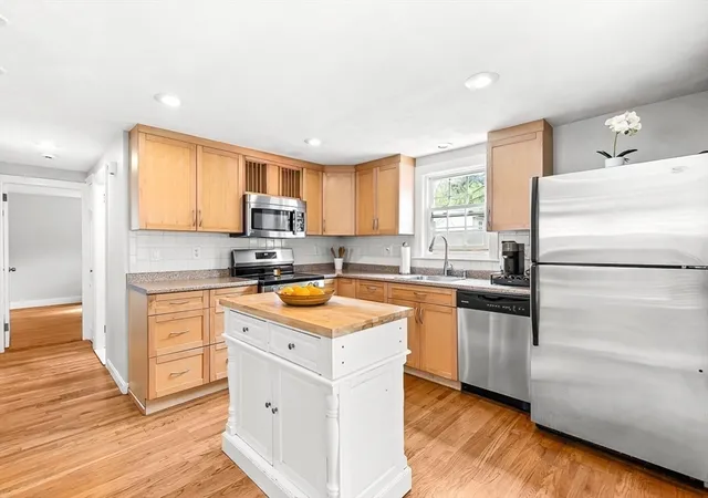 Homes for sale in Natick, MA | 146 Hartford St, Natick, MA 01760 | MLS# 73537120