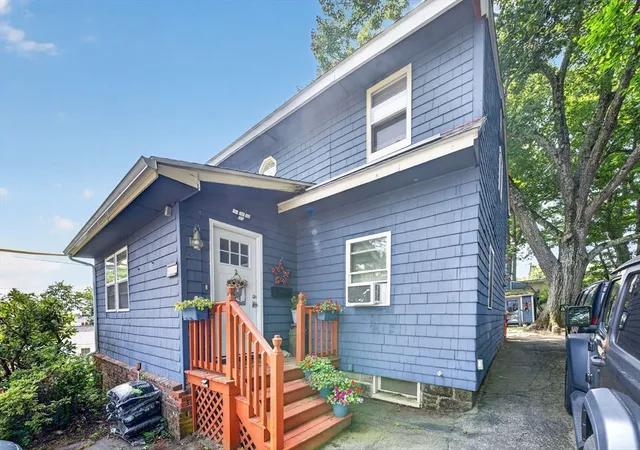Photo 3 of Single family home for sale at 60 Harriett Ave, Burlington, MA 01803 | MLS# 73553045 | Listing updated on 2026-09-05