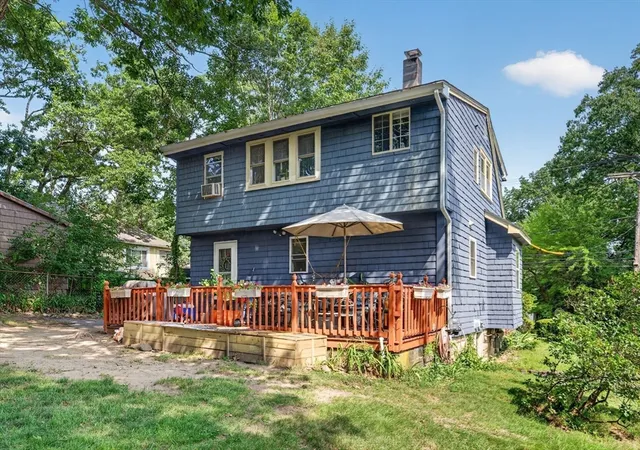Photo 4 of Single family home for sale at 60 Harriett Ave, Burlington, MA 01803 | MLS# 73553045 | Listing updated on 2026-09-05