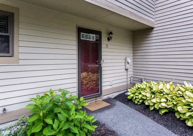 Photo 4 of Sale Pending at 31 Greenwood Village St #31, Easton, MA 02334 | MLS# 73568541 | Listing updated on 2026-09-15