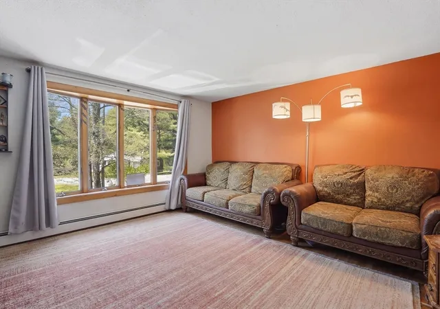 Homes for sale in Ashburnham, MA | 12 Valerie Circle, Ashburnham, MA 01430 | MLS# 73524852