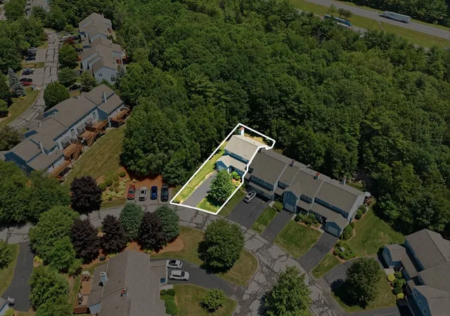 Homes for sale in Sturbridge, MA | 120 Colonial Dr #120, Sturbridge, MA 01566 | MLS# 73546924