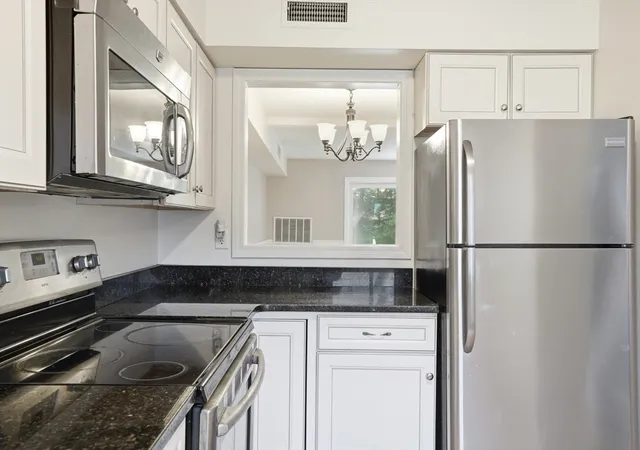 Homes for sale in Hingham, MA | 13 Beals Cove Rd #F, Hingham, MA 02043 | MLS# 73541927