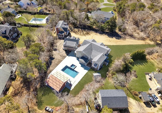 2nd image of 9 Suttons Way, Edgartown, MA 02539 | MLS# 73527262