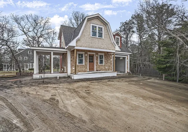 Photo 41 of Multi family home for sale at 9 Suttons Way, Edgartown, MA 02539 | MLS# 73527262 | Listing updated on 2026-08-17
