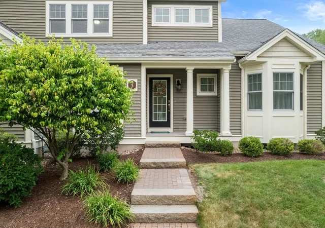 2nd image of 3 Mcgill Ct, Hopkinton, MA 01748