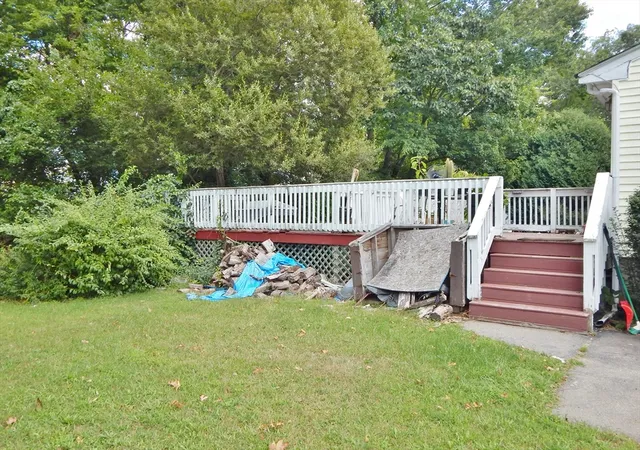 4th image of 104 Crestfield Dr, Brockton, MA 02302 | MLS# 73426498