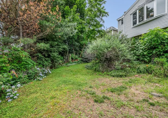 27th image of 18 South St, Billerica, MA 01821 | MLS# 73546498