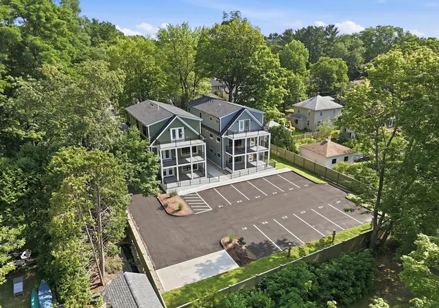 39th image of 14 Garfield St #A2, Northampton, MA 01062 | MLS# 73518752