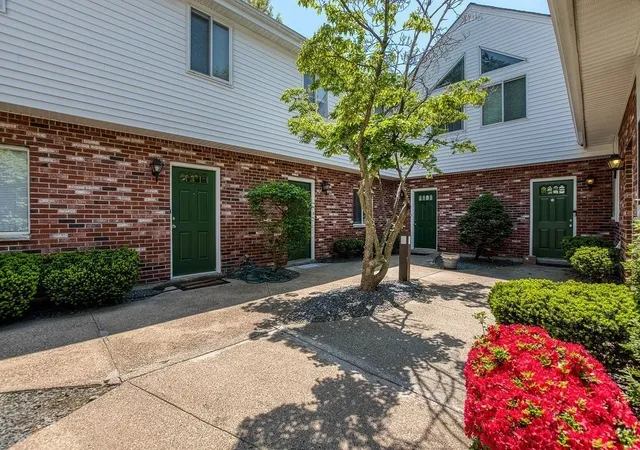 Homes for sale in East Weymouth, MA | 231 Lake St #D, East Weymouth, MA 02189 | MLS# 73521508