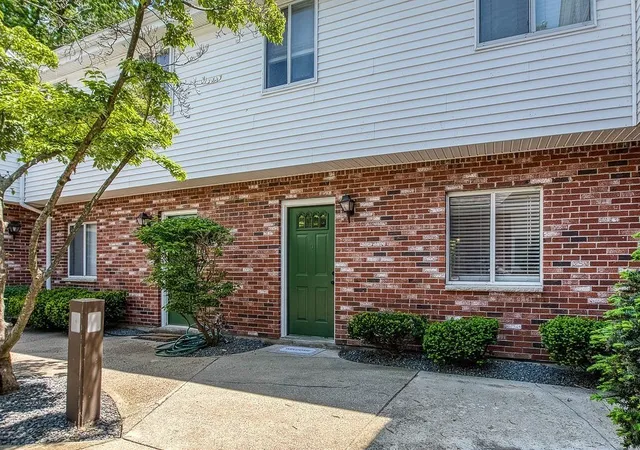 Homes for sale in East Weymouth, MA | 231 Lake St #D, East Weymouth, MA 02189 | MLS# 73521508