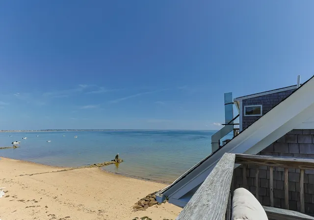 2nd image of 539 Commercial St, Provincetown, MA 02657