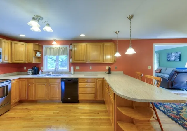 Photo 3 of Sale Pending at 11 Hyland Ave, Leicester, MA 01524 | MLS# 73560014 | Listing updated on 2026-09-07