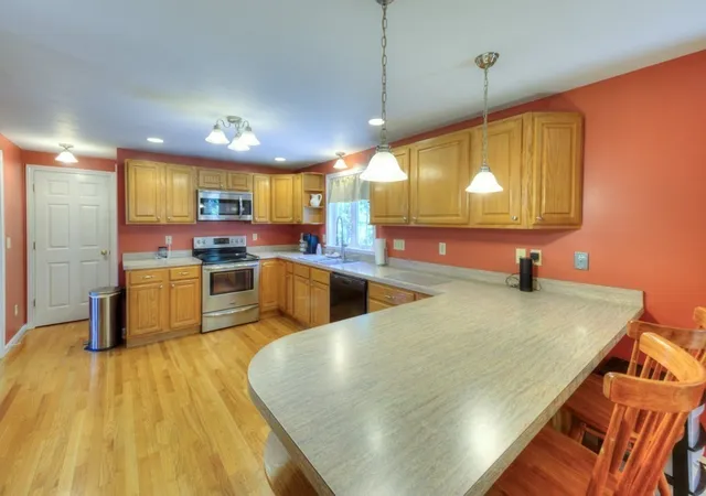 Photo 3 of Sale Pending at 11 Hyland Ave, Leicester, MA 01524 | MLS# 73560014 | Listing updated on 2026-09-07