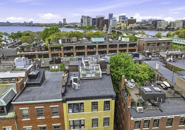 Homes for sale in Boston, MA | 76 W Cedar St #5F, Boston, MA 02114 | MLS# 73517838