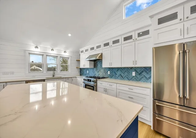 Photo 4 of Single family home for sale at 531 Menauhant Rd, East Falmouth, MA 02536 | MLS# 73484870 | Listing updated on 2026-09-15
