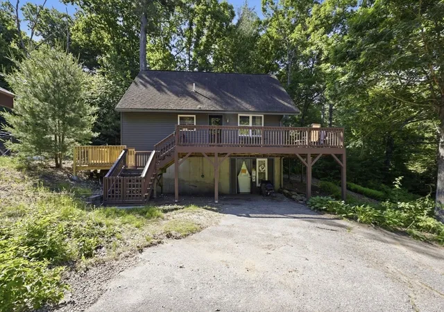 Homes for sale in Ware, MA | 93 Beaver Lake Rd, Ware, MA 01082 | MLS# 73538272